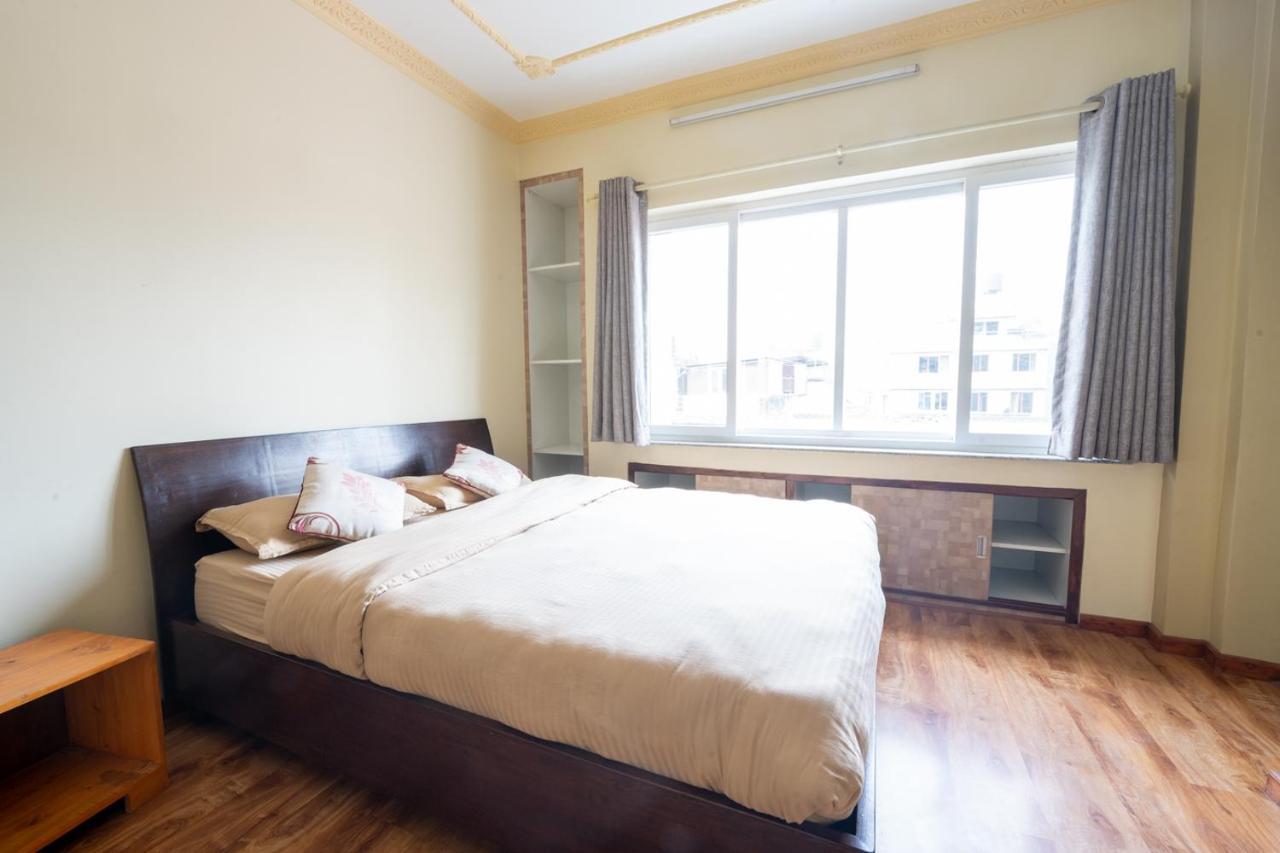 Shine Homestay Famille Francophone - Shine Home And Apartment Kathmandu Ngoại thất bức ảnh