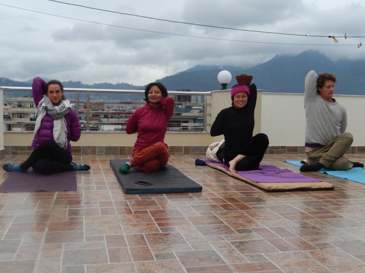 Shine Homestay Famille Francophone - Shine Home And Apartment Kathmandu Ngoại thất bức ảnh