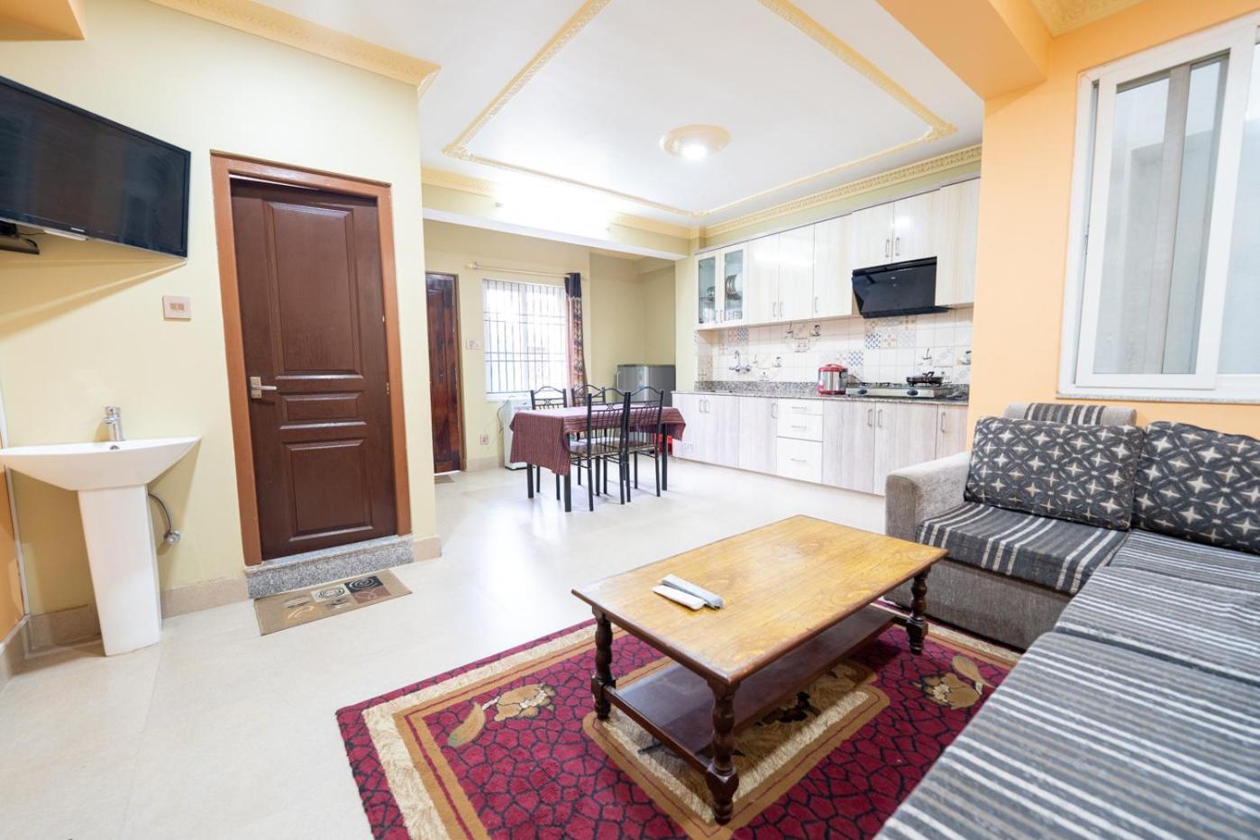 Shine Homestay Famille Francophone - Shine Home And Apartment Kathmandu Ngoại thất bức ảnh