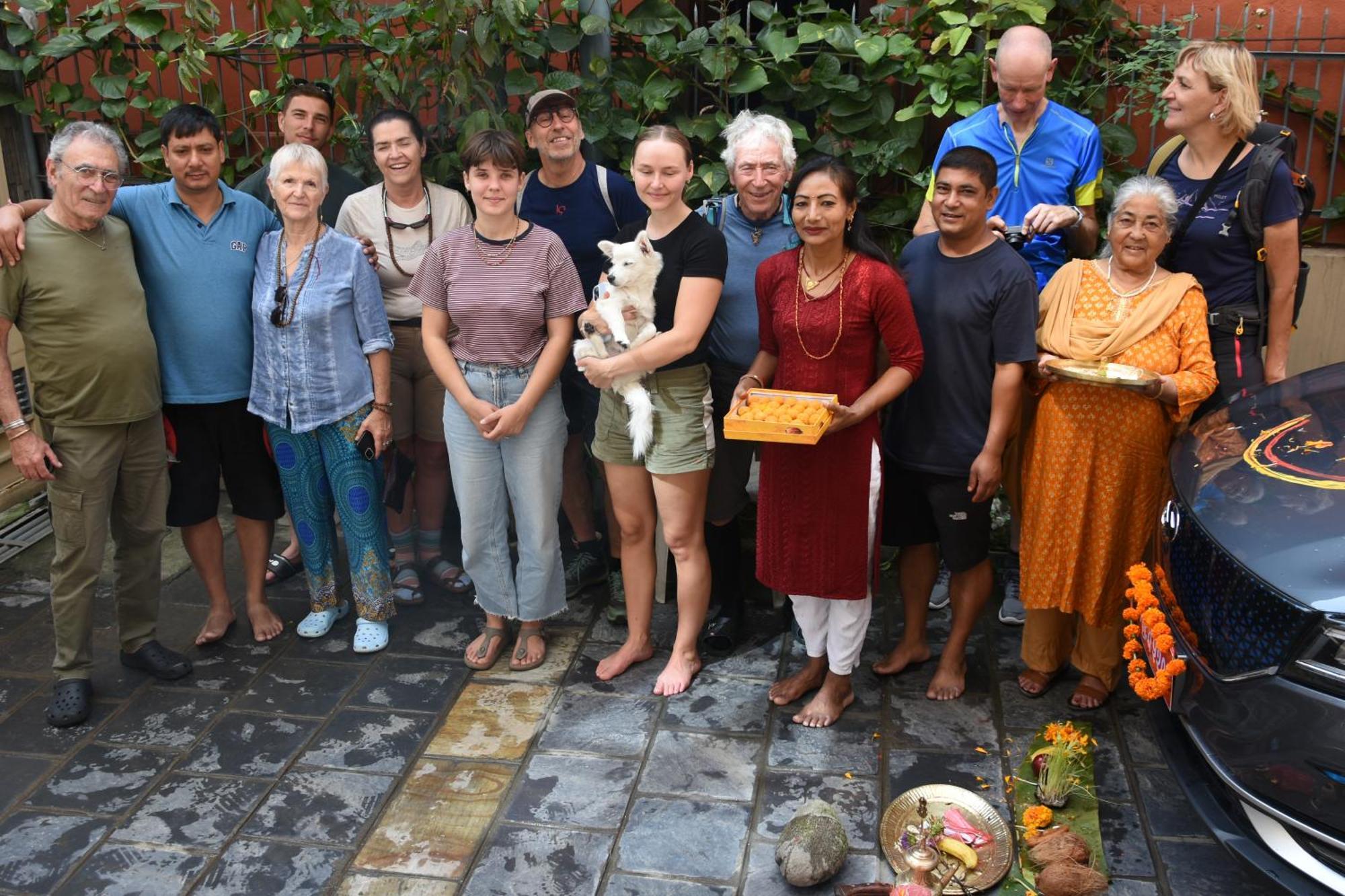 Shine Homestay Famille Francophone - Shine Home And Apartment Kathmandu Ngoại thất bức ảnh