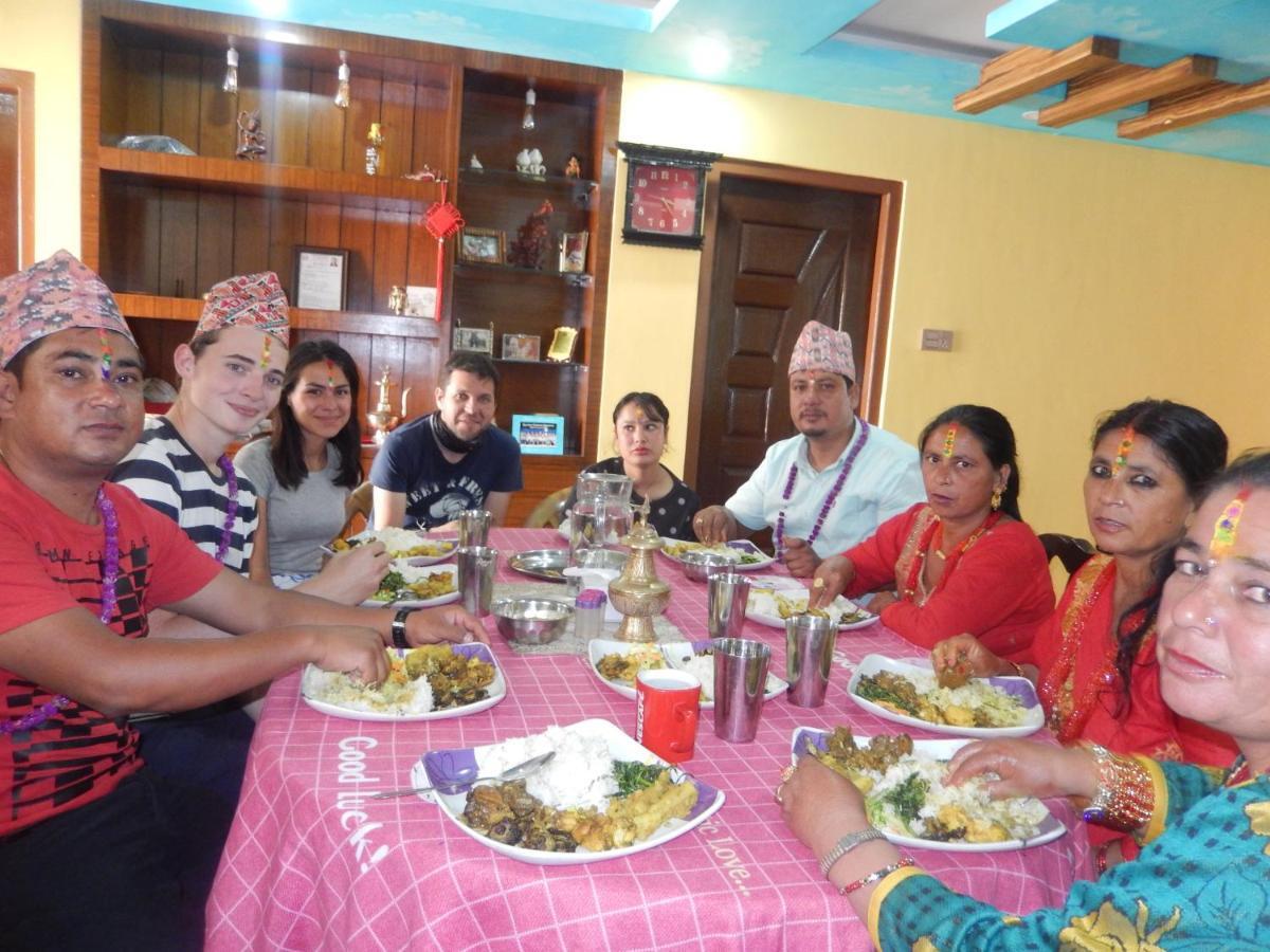 Shine Homestay Famille Francophone - Shine Home And Apartment Kathmandu Ngoại thất bức ảnh